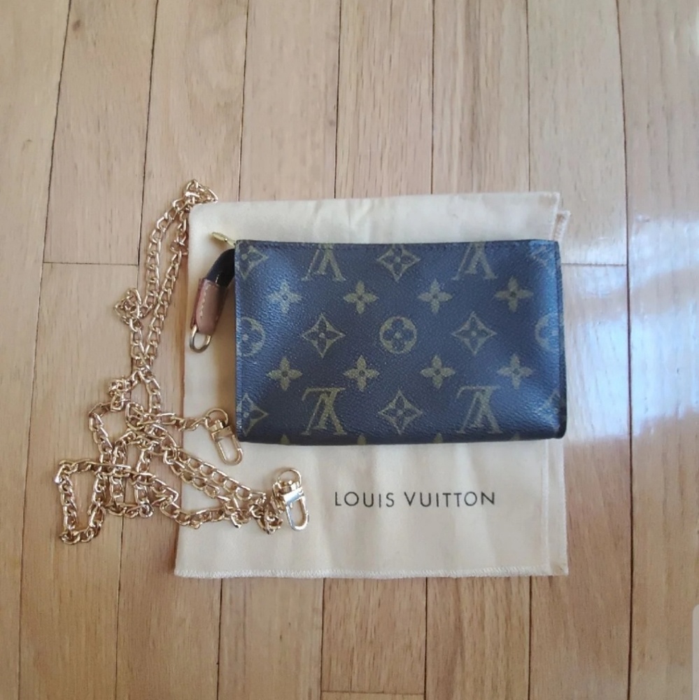 ❤SOLD❤ Louis Vuitton Bucket Pouch
